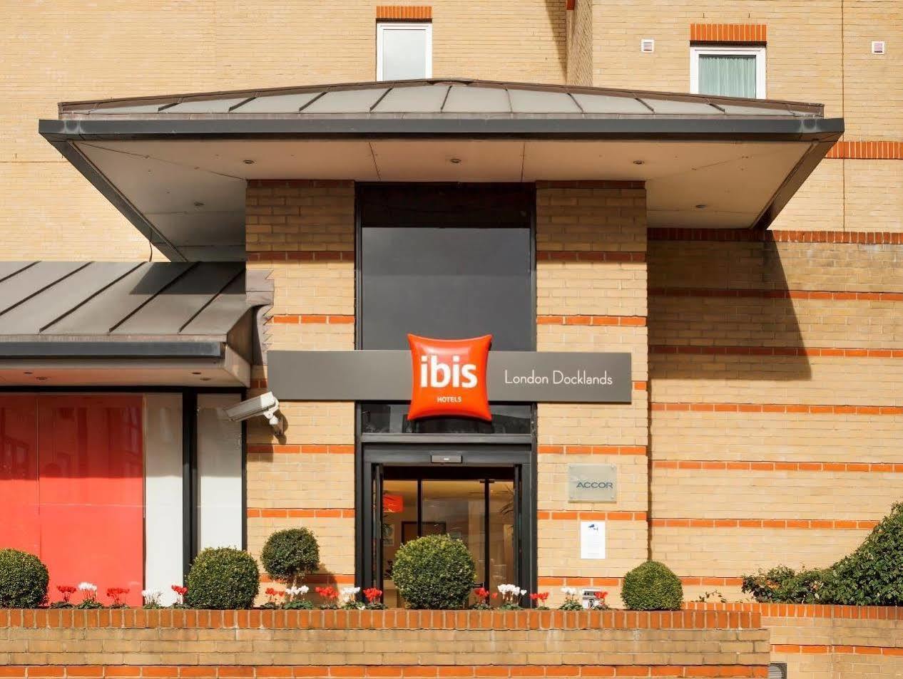 Ibis London Docklands Canary Wharf Exterior photo